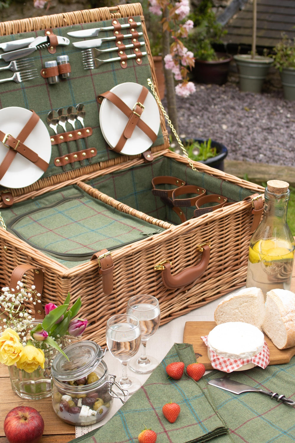 The Willow Basket Green Tweed Fitted Wicker Picnic Basket